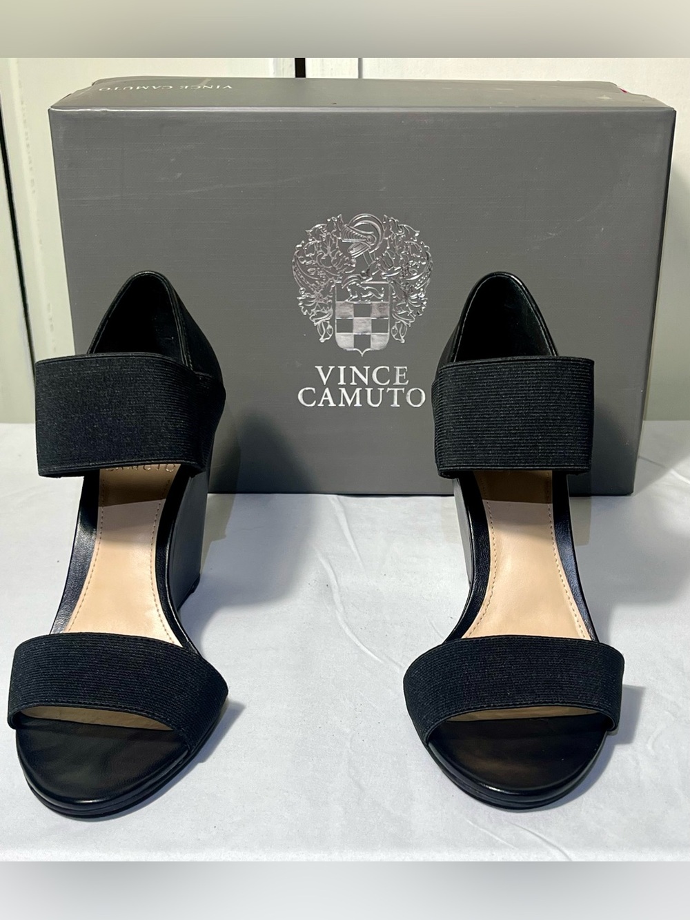 Vince Camuto Women’s Sz7 Black Elastic Strap Wedge Sandals- Moona